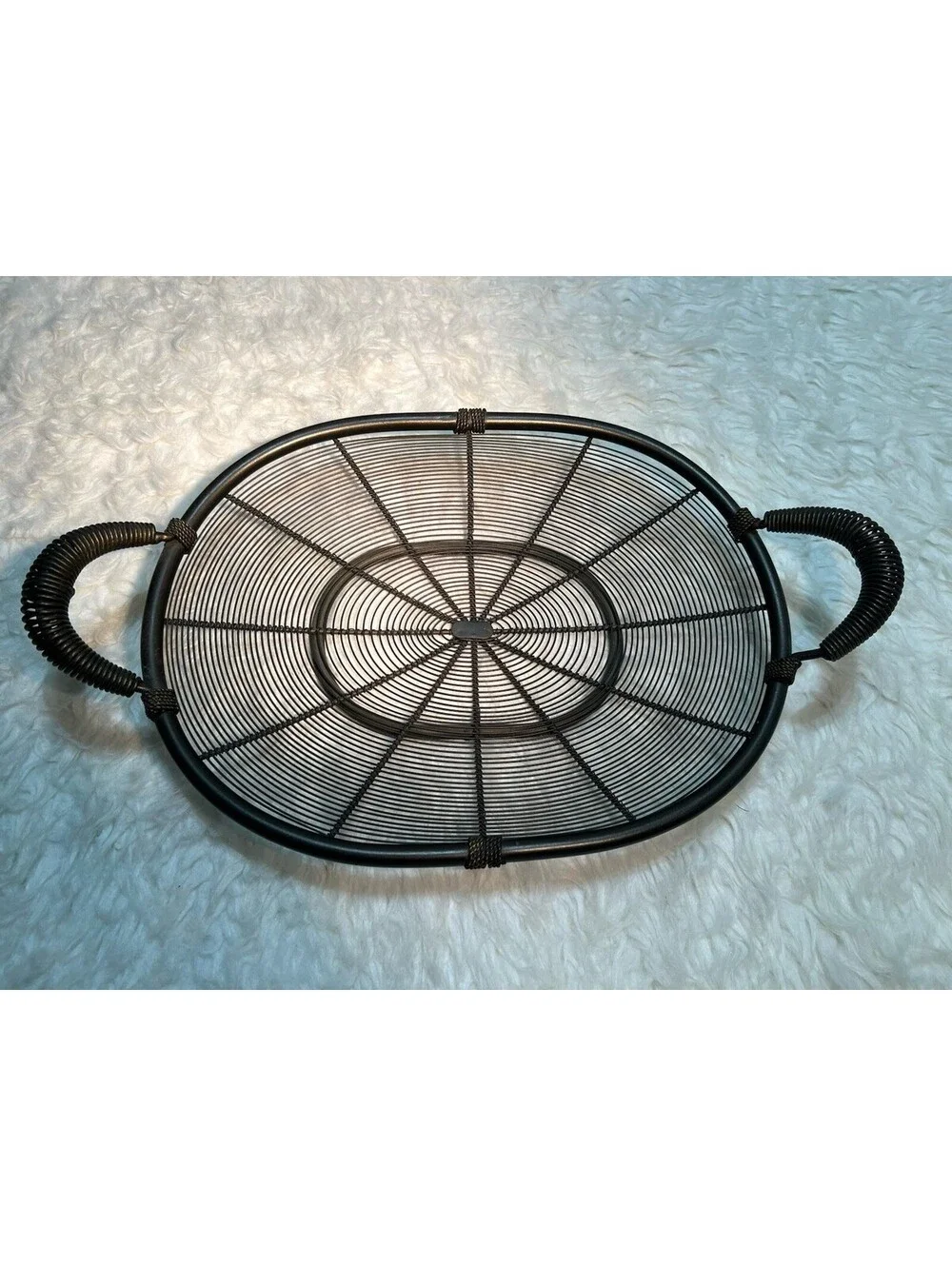 vintage-style black metal wire fruit/bread Basket